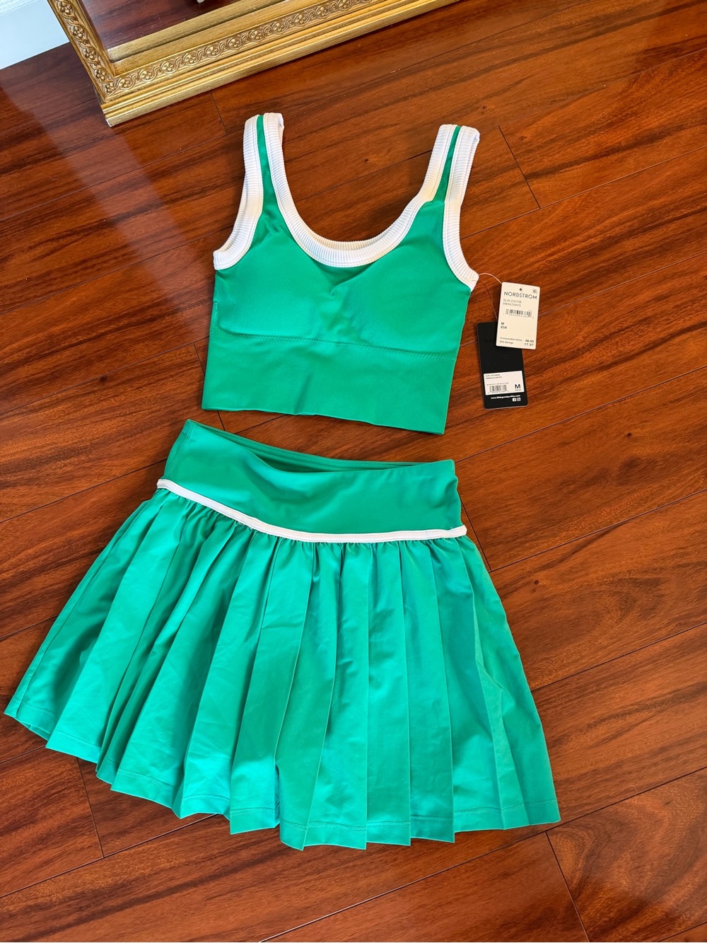90 Degree By Reflex Emerald Green Crop Top with White Trim